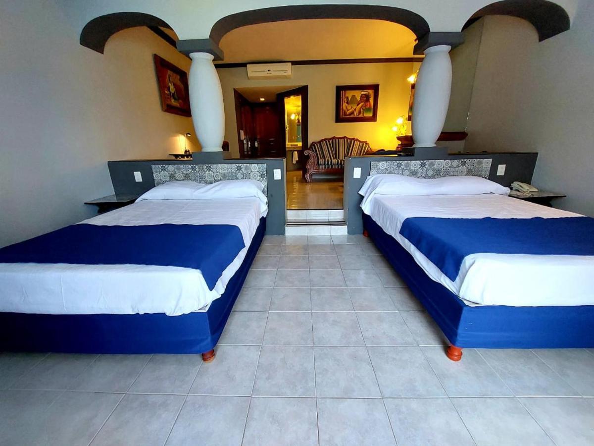 Gran Hotel Hacienda De La Noria Aguascalientes Esterno foto A room at the hotel