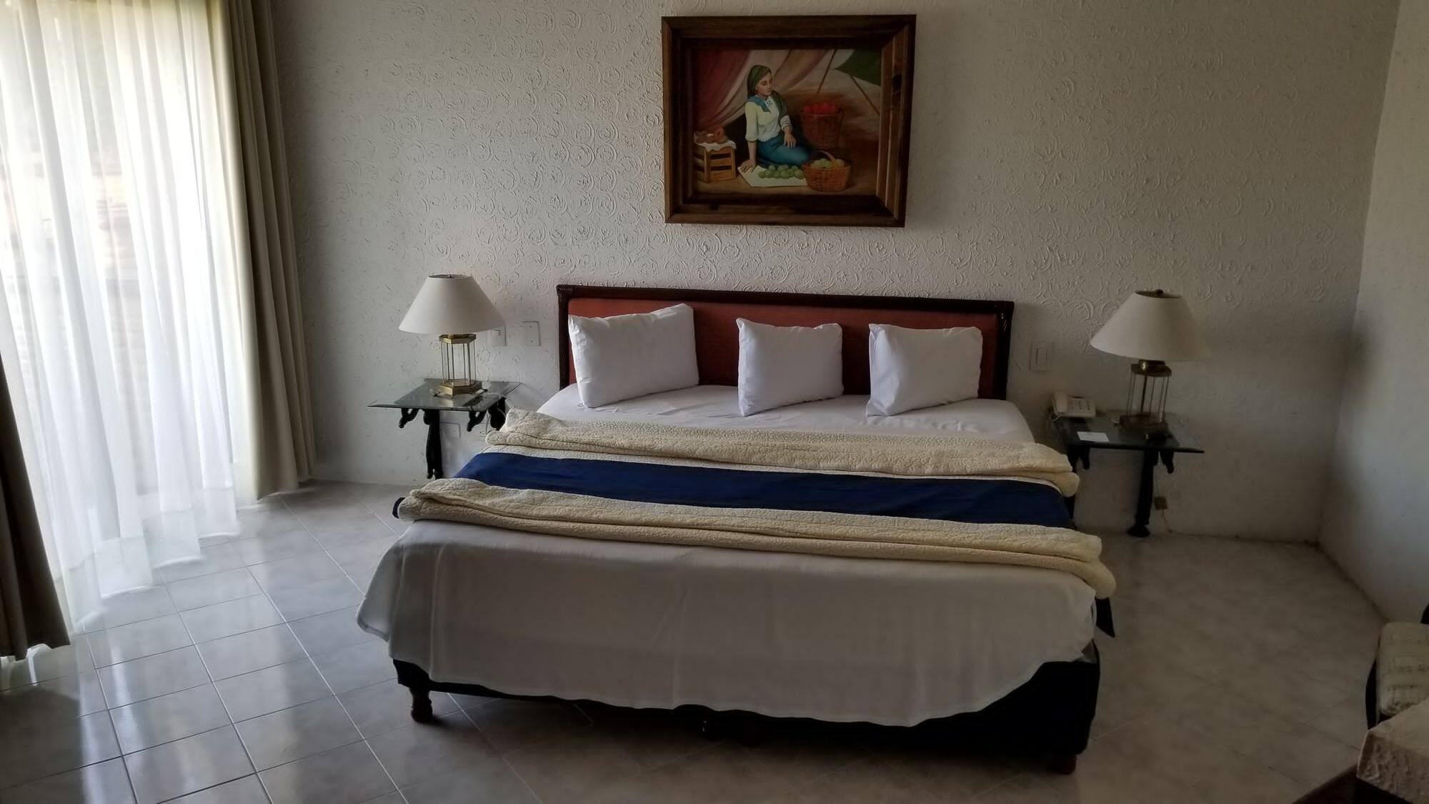 Gran Hotel Hacienda De La Noria Aguascalientes Esterno foto A bedroom at the hotel
