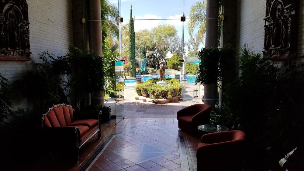 Gran Hotel Hacienda De La Noria Aguascalientes Esterno foto The lobby of the hotel