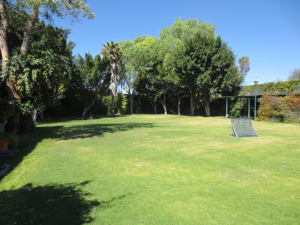 Gran Hotel Hacienda De La Noria Aguascalientes Esterno foto The lawn at the center of the campus